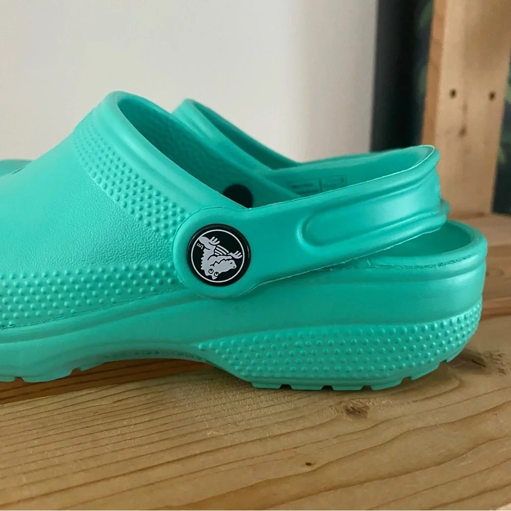 CROCS Kids' Classic Clog Sea Foam Green J3 - Picture 6 of 12